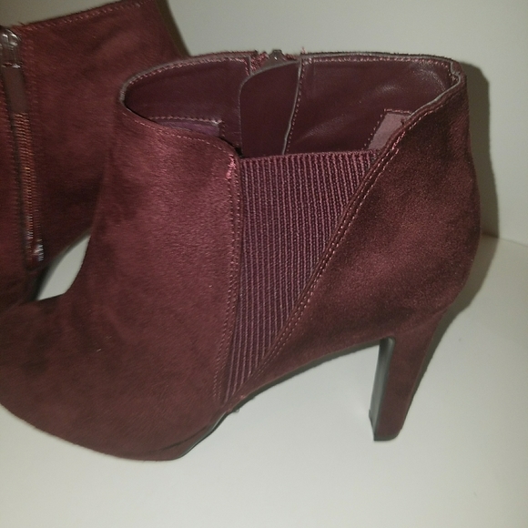 Impo suede like, size 8.5, never worn - Picture 7 of 10